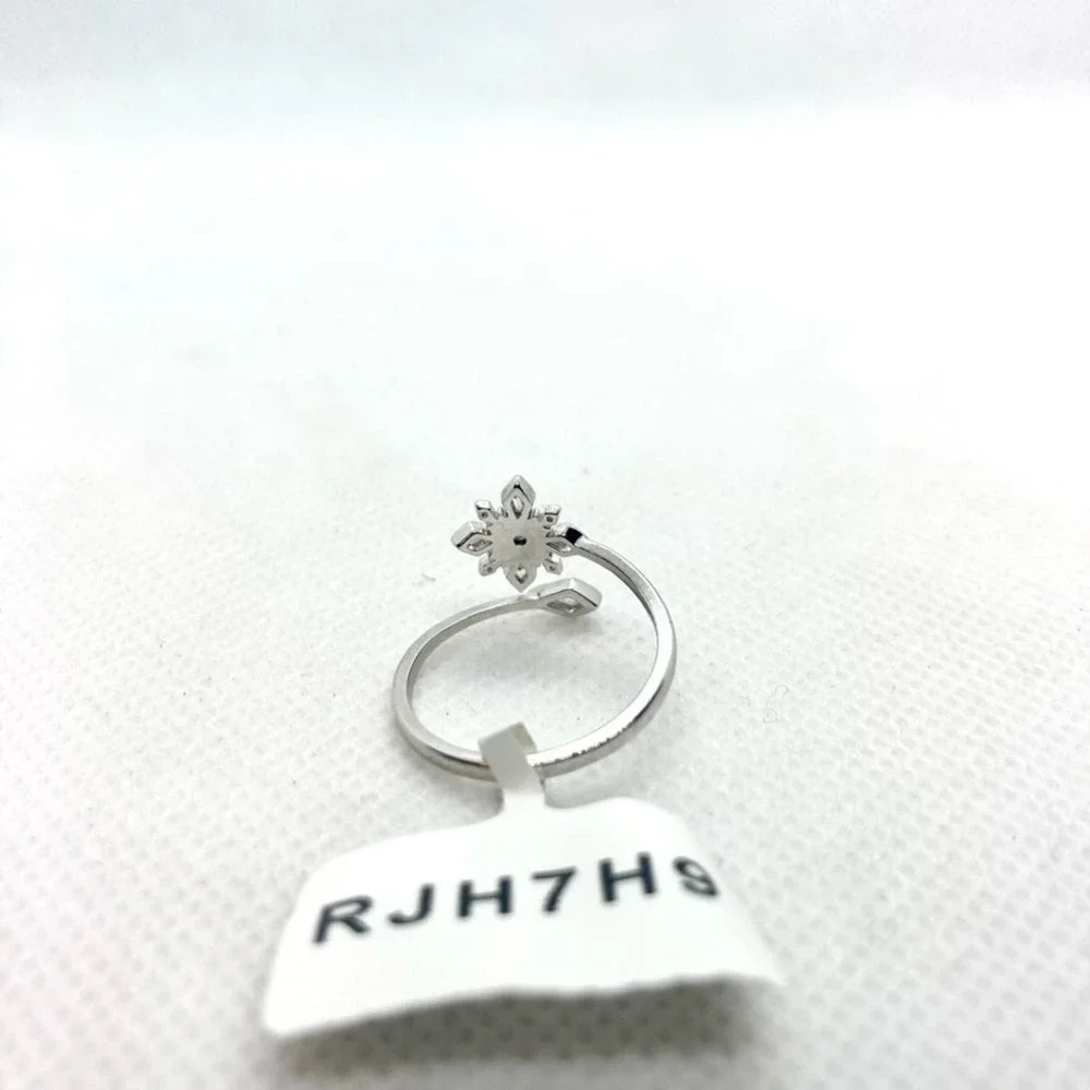 Elegant 925 NWT Sterling Silver Snowflake Ring with Blue Gem - Adjustable Size